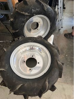 Paddle tires