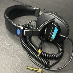 Sony MDR-7506 Over Ear Headphones - Black