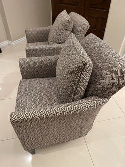 Accent Chairs
