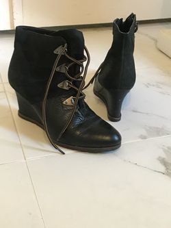Franco Sarto Leather Ankle Boots (size 7.5)