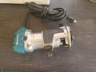 Makita Compact Palm Router