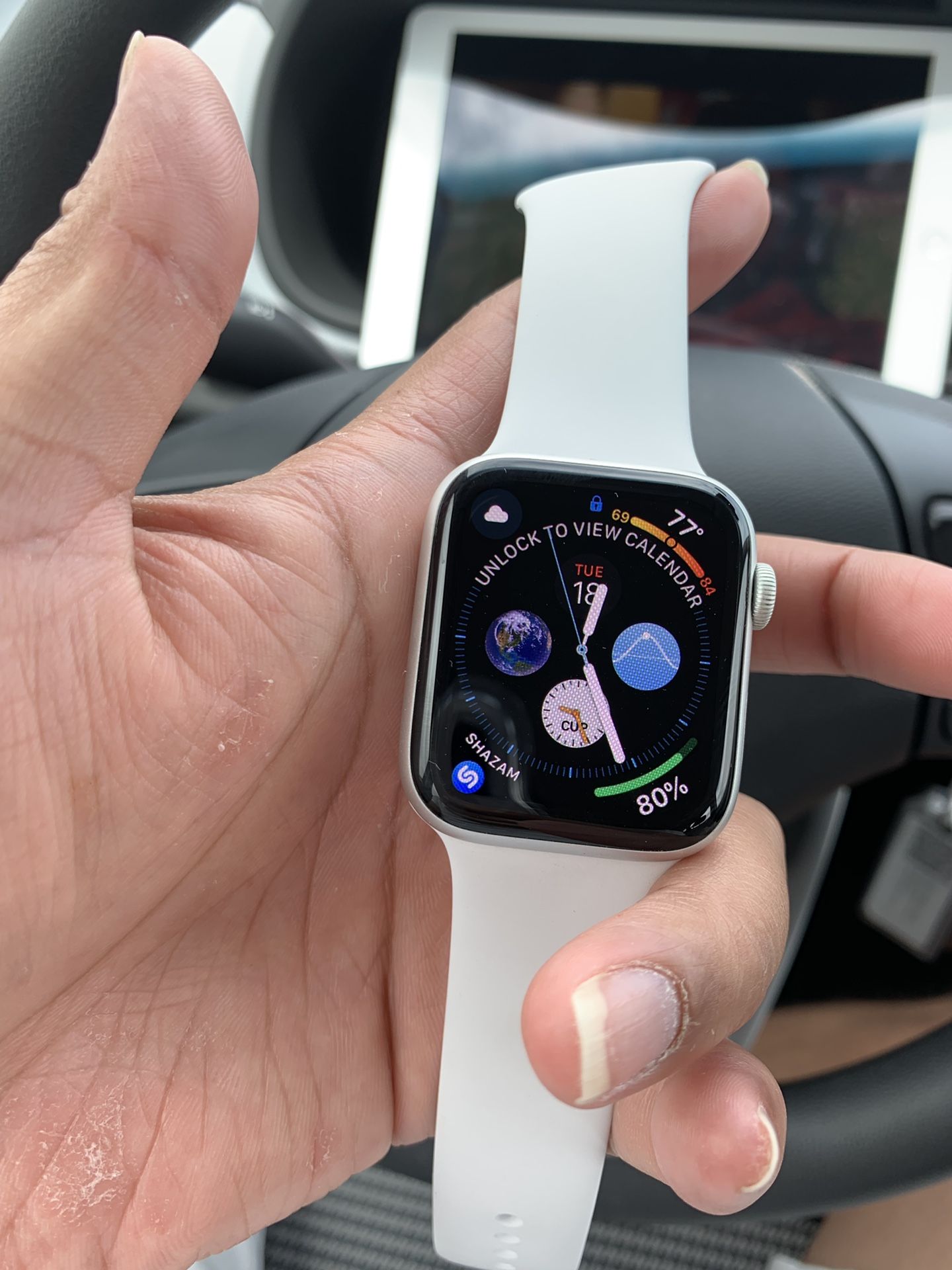 Apple Watch 44mm series gps and cellular1