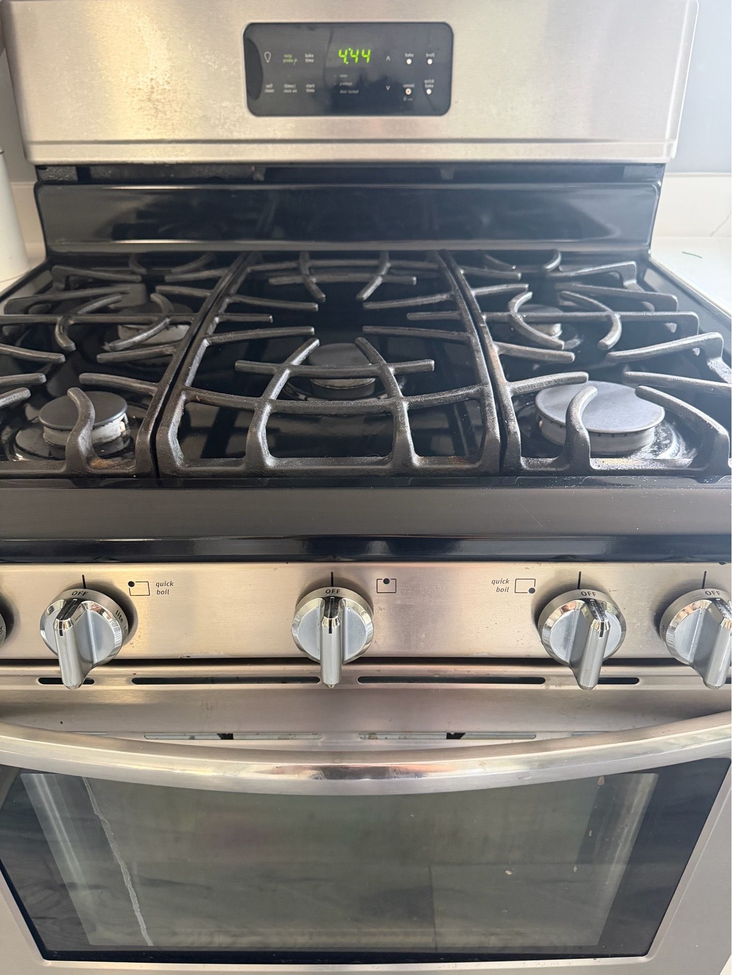 Frigidaire 5 Burner Gas Stove