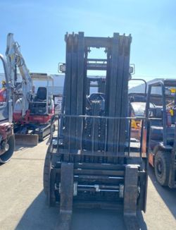 2016 Toyota 8FD45U - 10,000 # Pound Warehouse Forklift