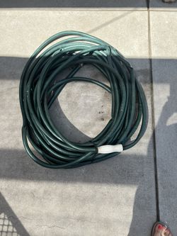 100 Ft Heavy Duty Water Hose
