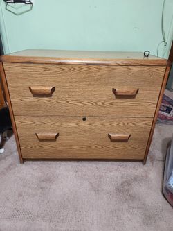 Wooden Drawer Chest 