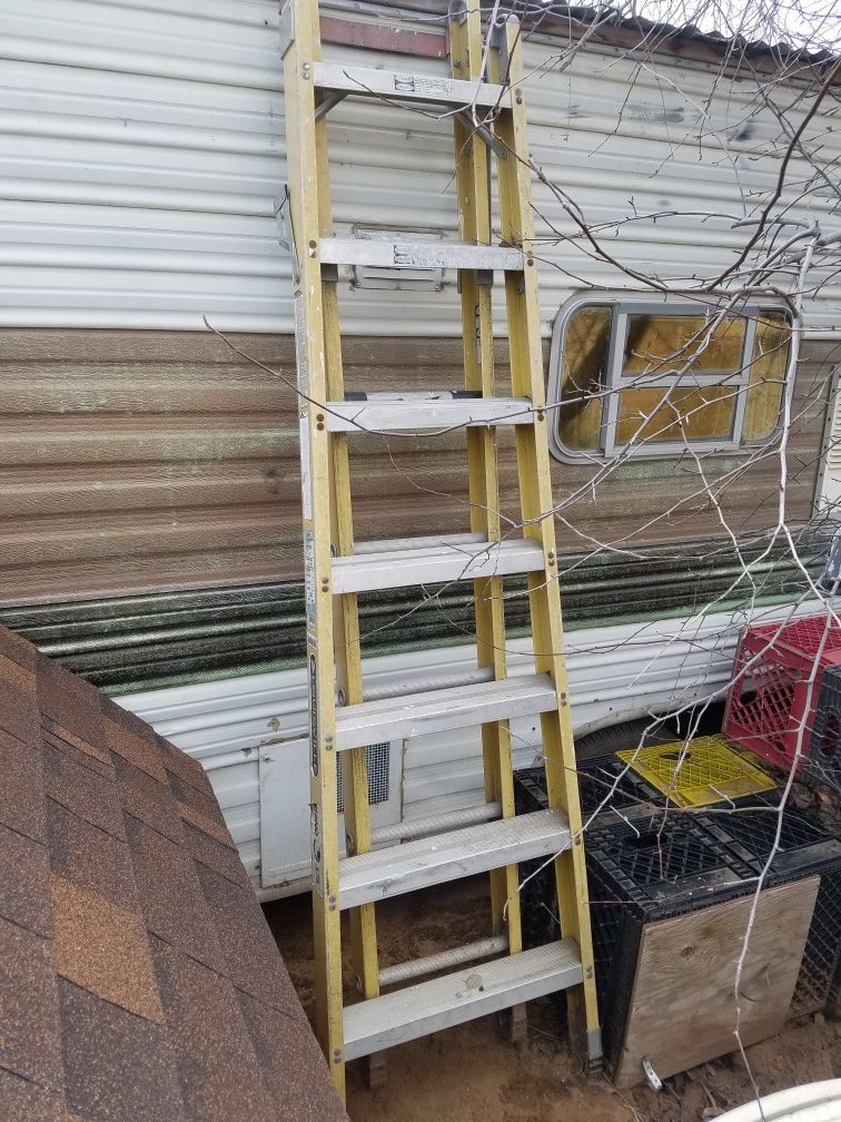 Ladder Louisville extension a-frame combo, good shape, ready for work, $60