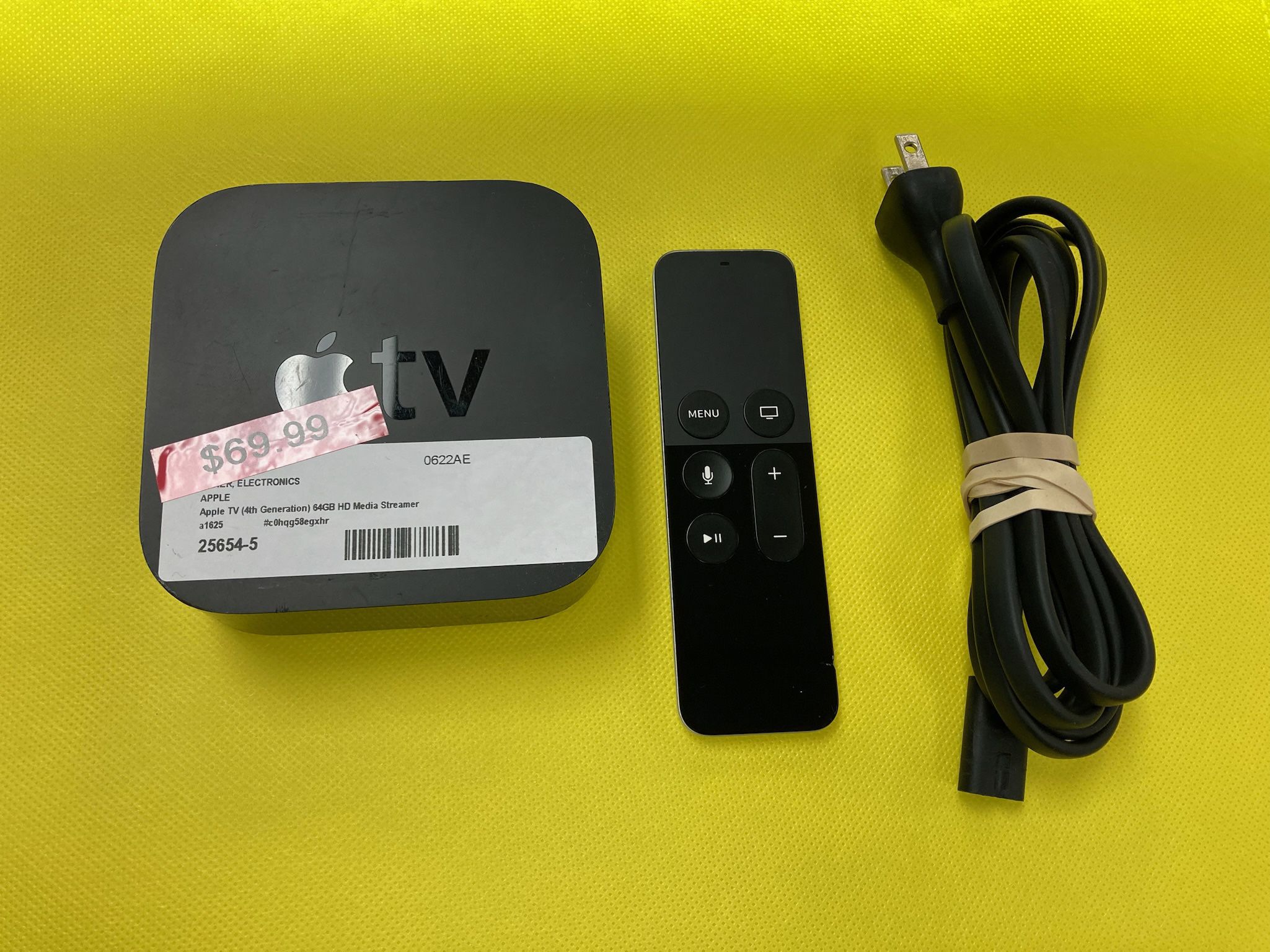 Apple TV A1625 (4th Generation) 64GB HD Media Streamer