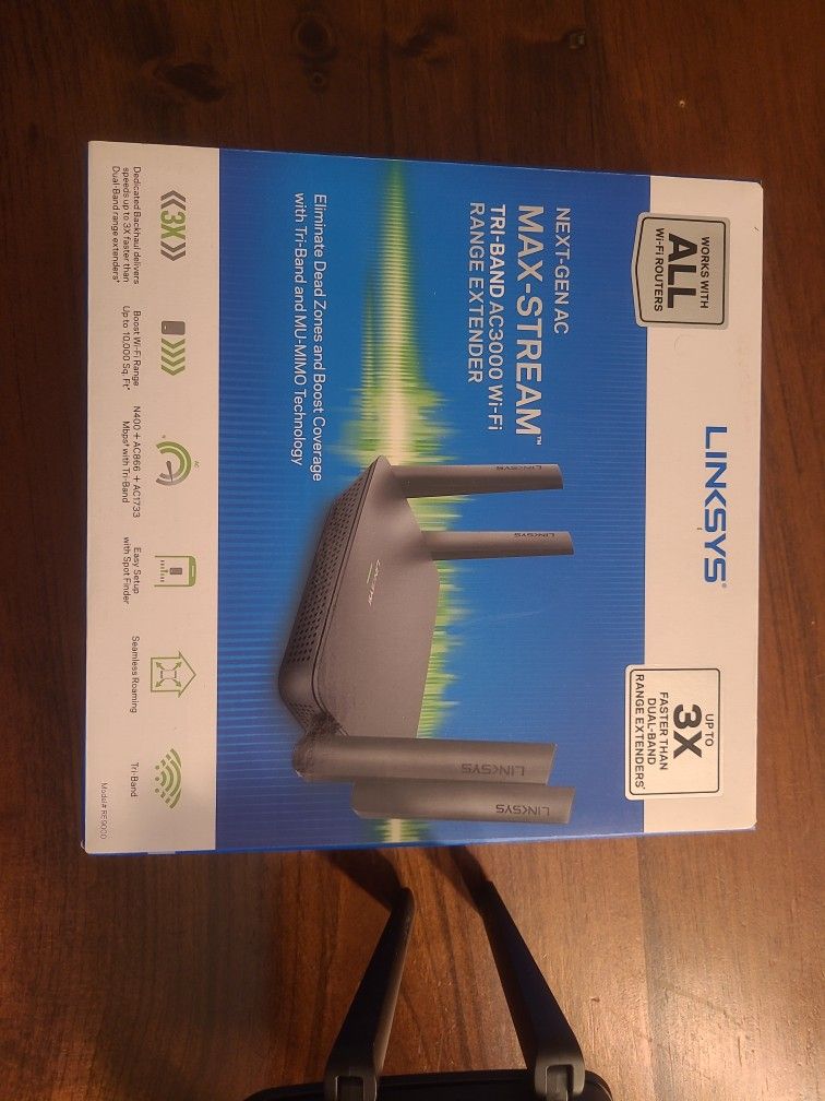 Linksys RE9000 Triband WiFi Range Extender