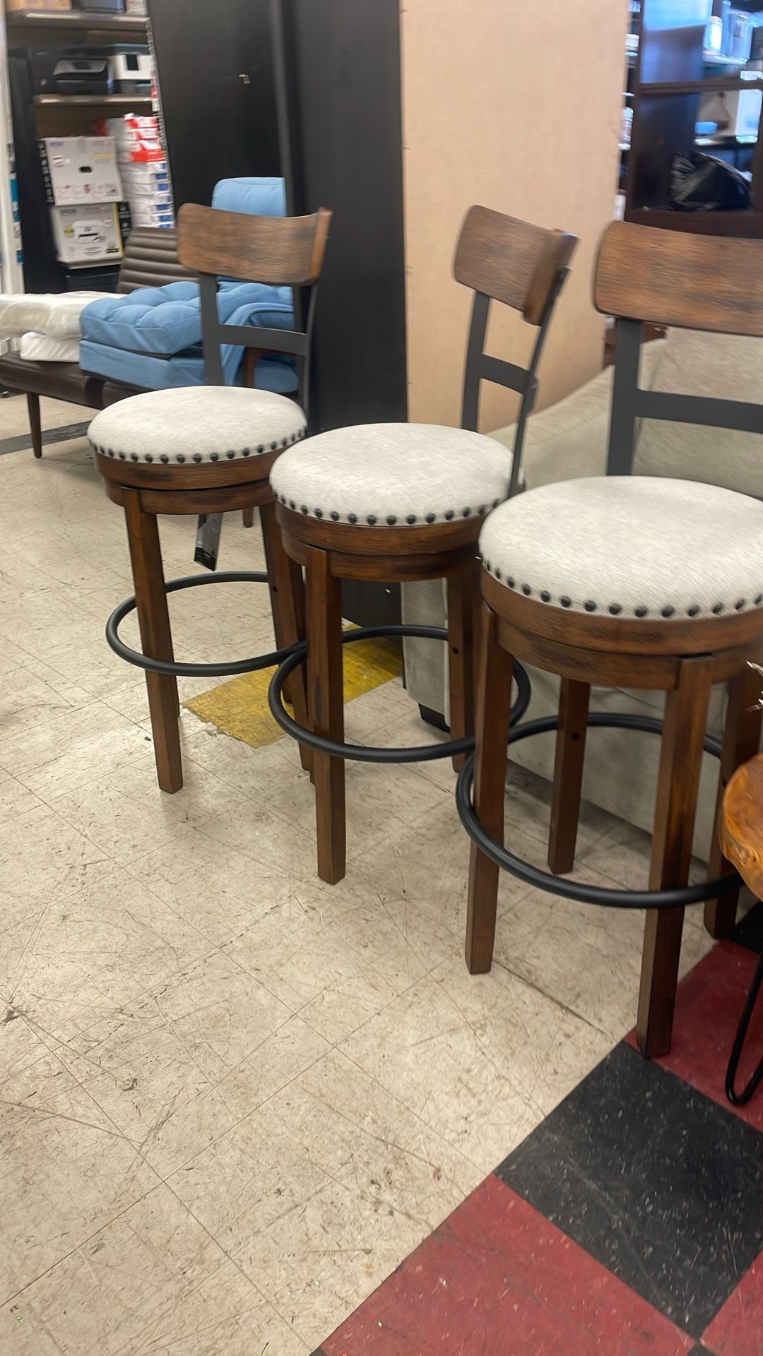 3 Ashley Bar Stools