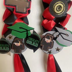 Minecraft Graduation Lei