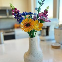 Lego Flower Bouquet With Grate & barrel Vase