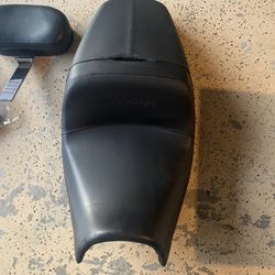 Indian Challenger stock seat and rider backrest. Includes mounting hardware for backrest. 