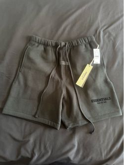 Black essential shorts M