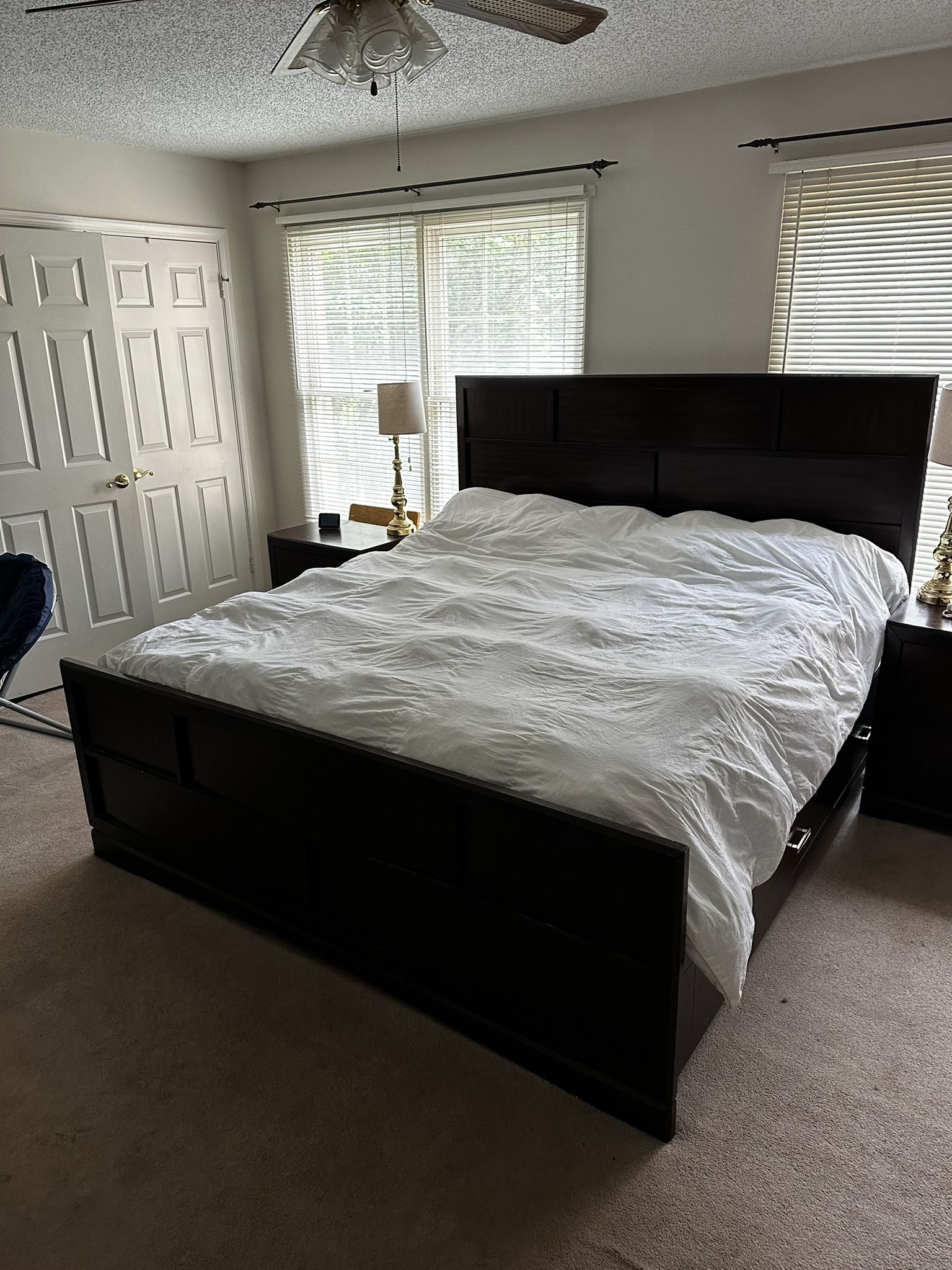 Bedroom Set For Sale