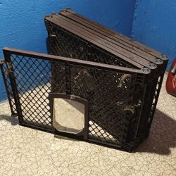 Pet Fence W/Door