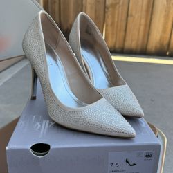 Jennifer Lopez ”JLGIGBLUSH” heels