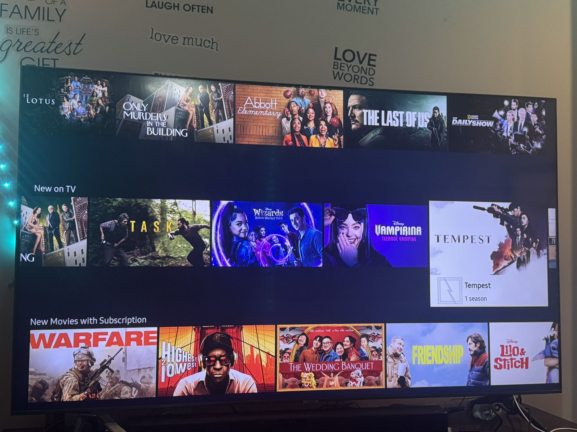 Samsung 4K Crystal UHD 70 Smart Tv