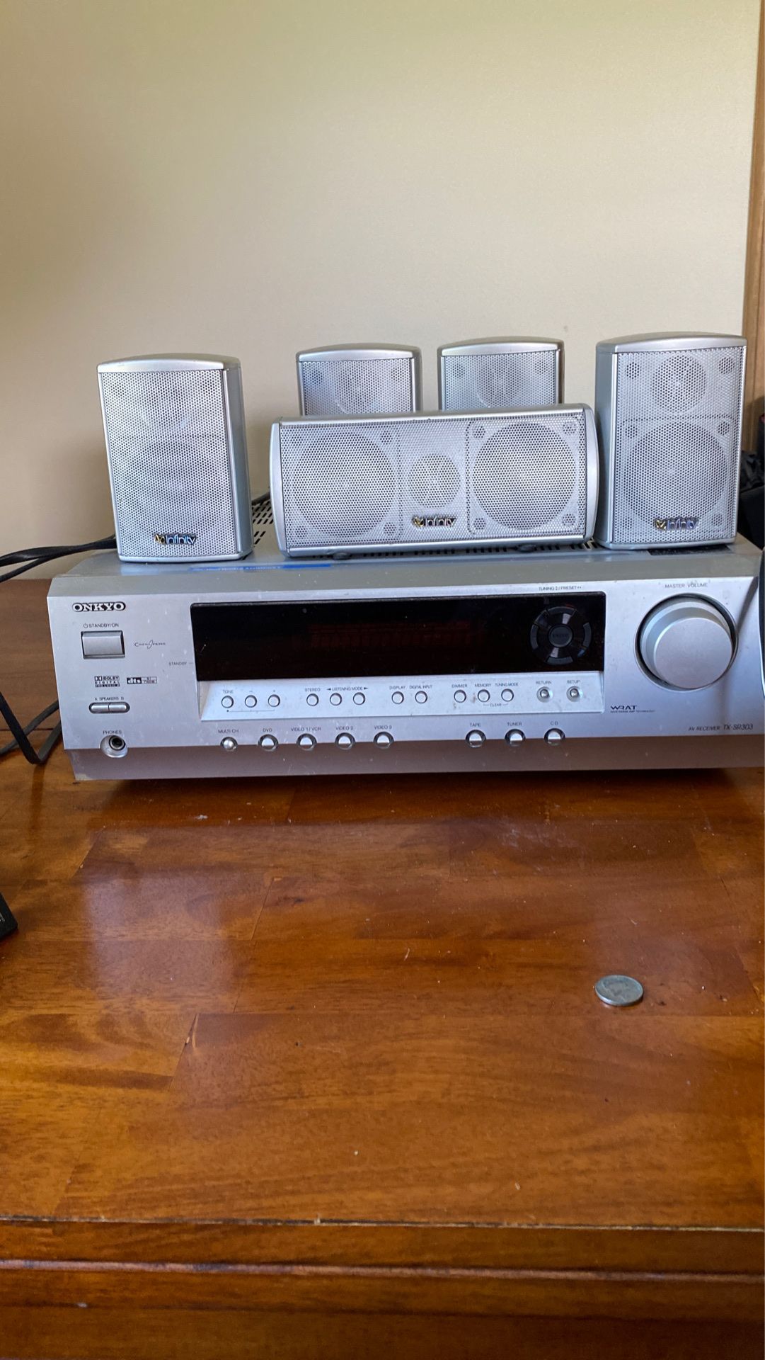 Onkyo AV Receiver TX SR 303 used. No speakers they are sold. You get only the receiver