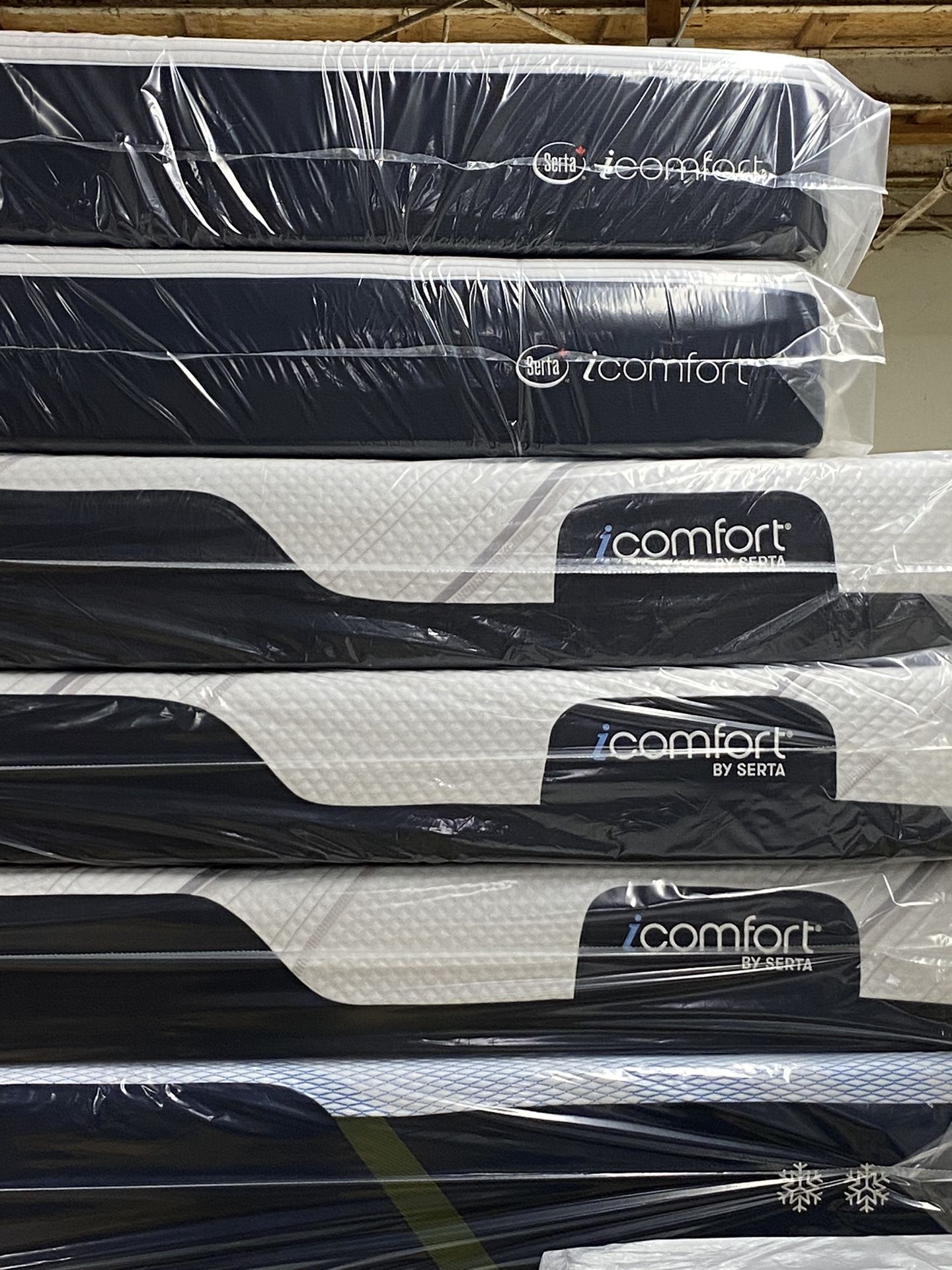 icomfort mattress brand new Queen $500 & $560 With Box Spring King $600 & $700 with box spring Free delivery service!!!!