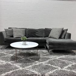 Simple & Elegant Velvet sectional w/ chaise 🚛 Delivery Available!