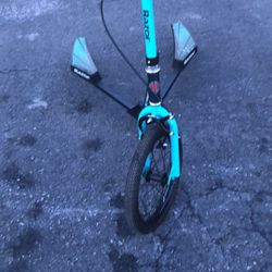 Razor 3 Wheel scooters