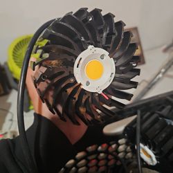 COB LED grow Light. 50 W. .