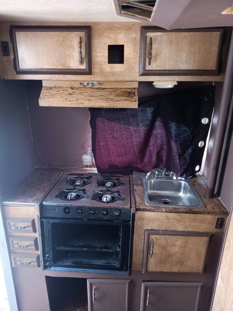 Camper Trailer 