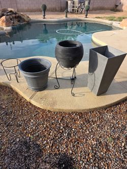 OUTDOOR PLANTERS