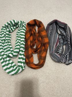 Scarfs 