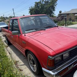 1985 Nissan 720