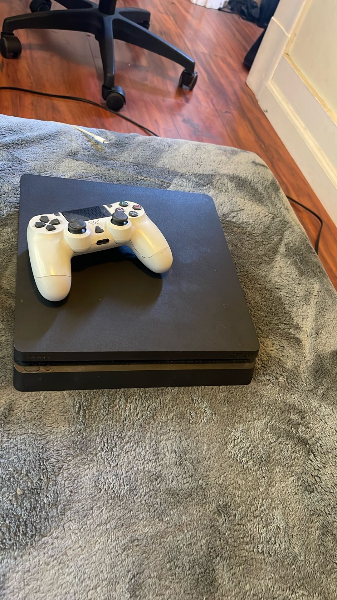 PS4