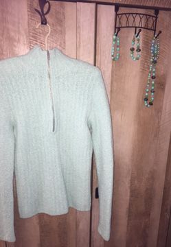 Sweater ,necklace & bracelets