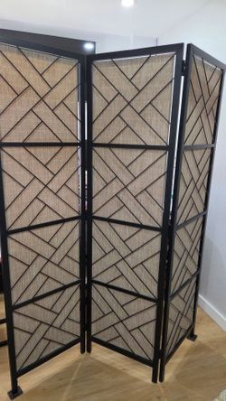 Room divider