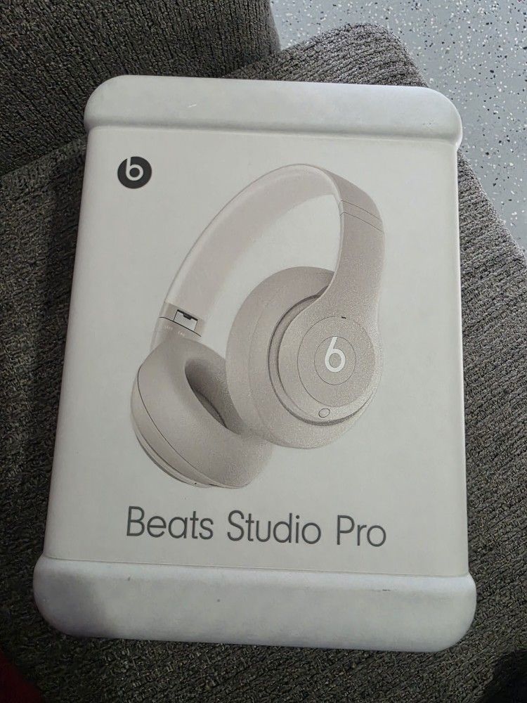 Beats Studio Pro