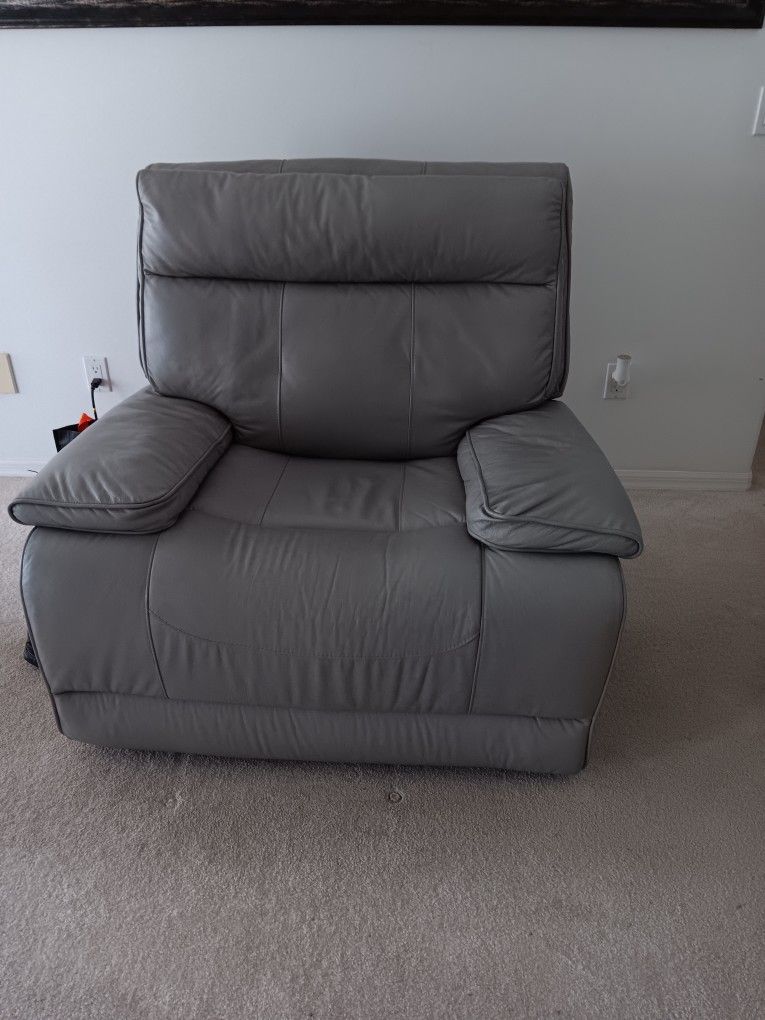 Electric  Leather Recliner