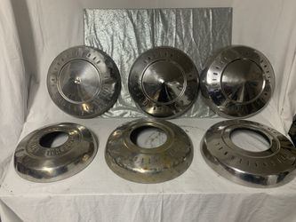 INTERNATIONAL REPLACEMENT HUBCAPS