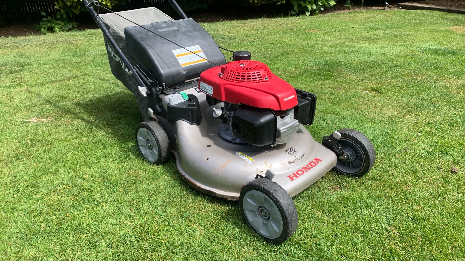 Honda Twin Blade Mower