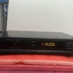 Panasonic SL-PG354 CD Player Single Disc CD Player. MADE IN JAPAN