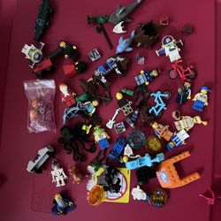 Lego Minifigure Lot