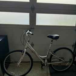 Avenir Women’s Bike 