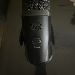 Blue Yeti Nano (black) 
