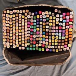 262 Markers Set With Carryng Case