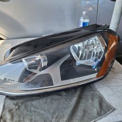 2015-2017 Volkswagen Golf Left Side (Driver ) Headlight