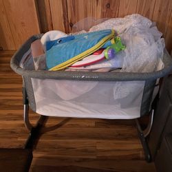 Baby Delight Bassinet