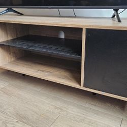 Mid-Century Style TV Stand / Media Console