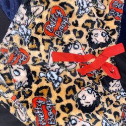 Clothes Let Me No Size Small 