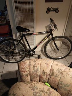 Motiv HD Stone Grinder