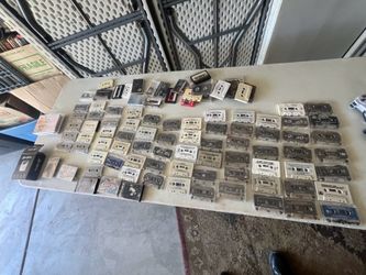 Over 75+ cassettes  Spanish music