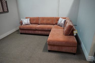 Jonathan Louis Billie Living Room 2 Piece Right Chaise Sectional